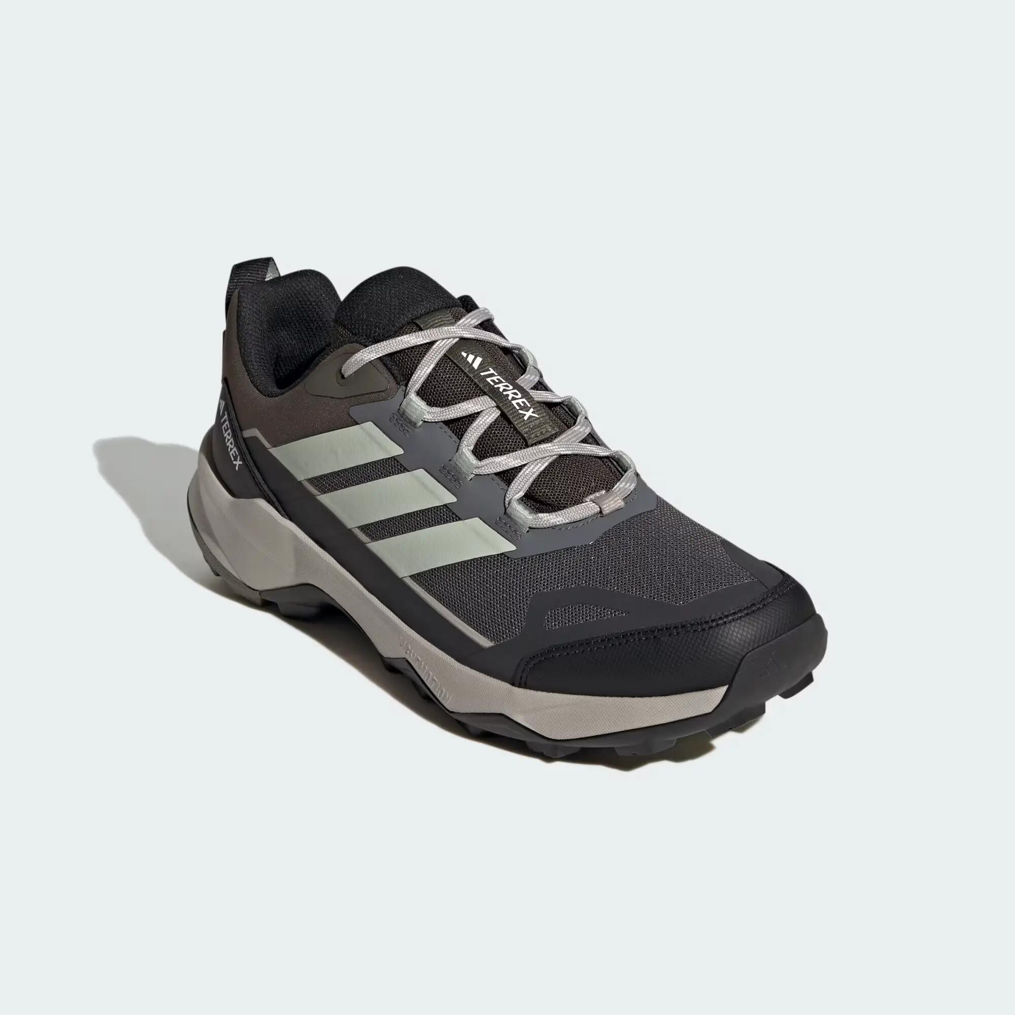 Zapatilla de montaña y trekking Adidas Terrex Skychaser Hombre AX5 5/6
