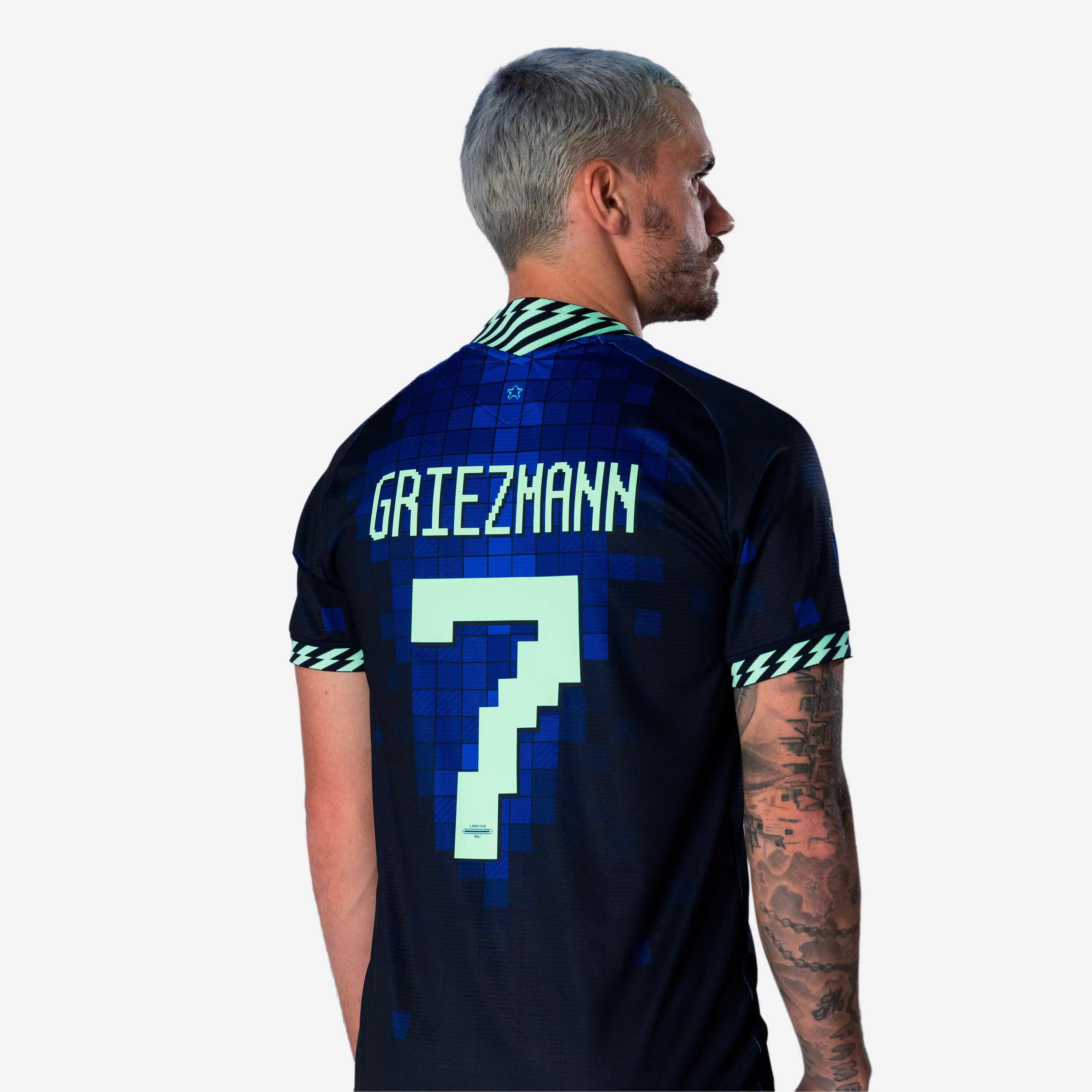 Maillot de football Viralto II AG A.Griezmann Marine, bleu et vert. 4/9