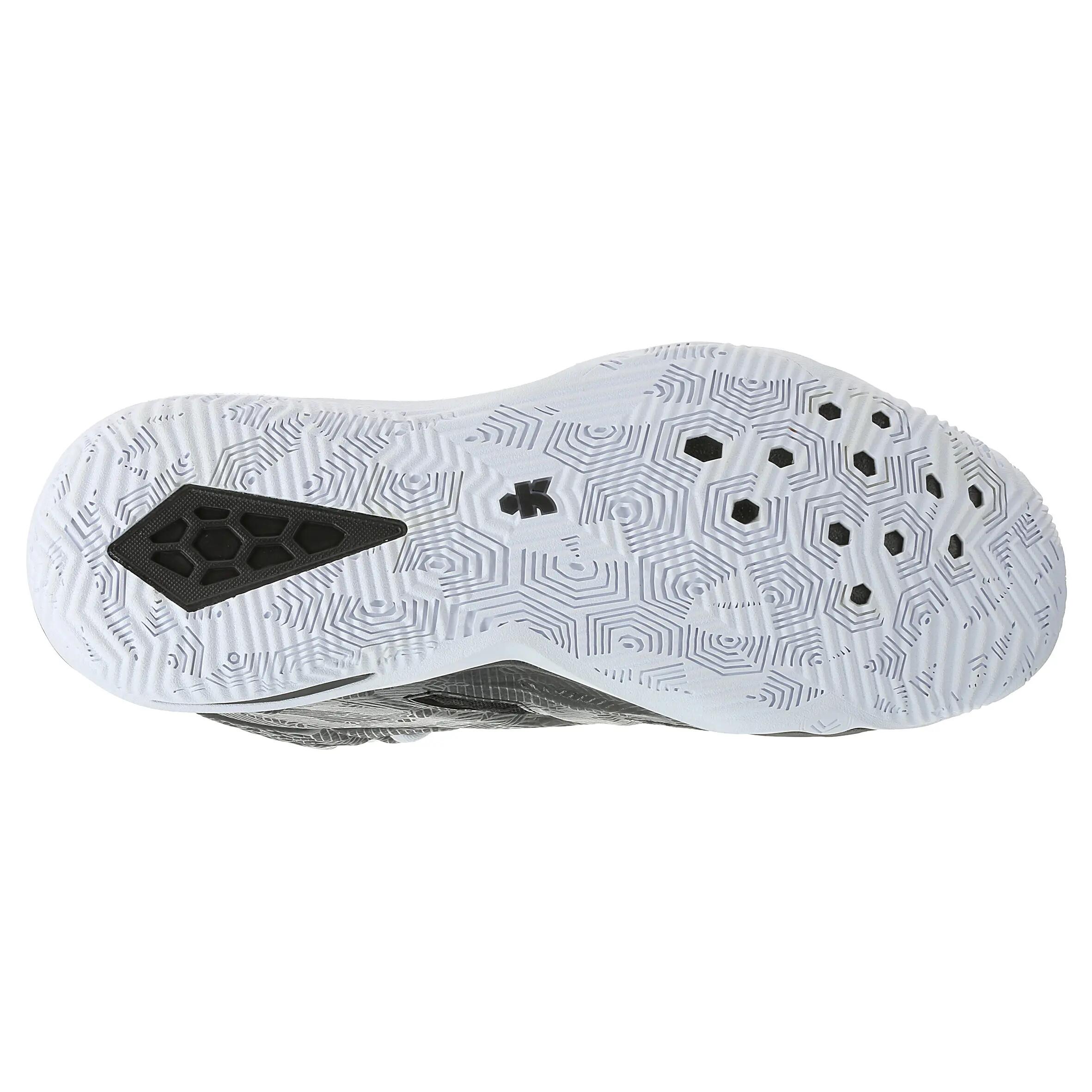 STRONG 500 Adult Basketball Black White 5/8