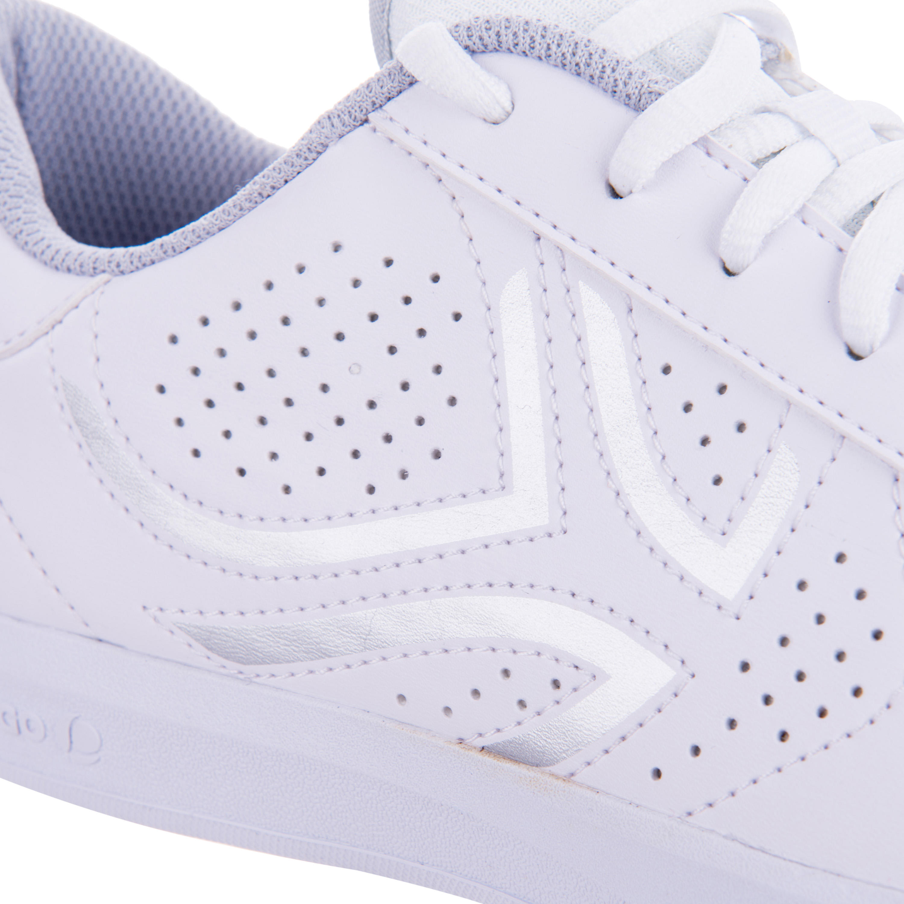 TS700 Women's Lace-Up Tennis Shoes - White 11/14