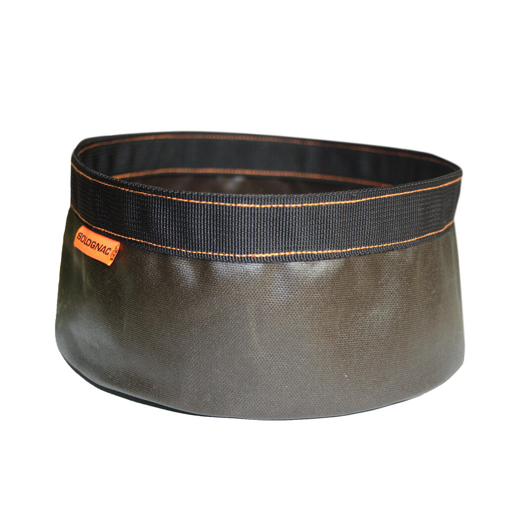 Fold-down dog bowl 100