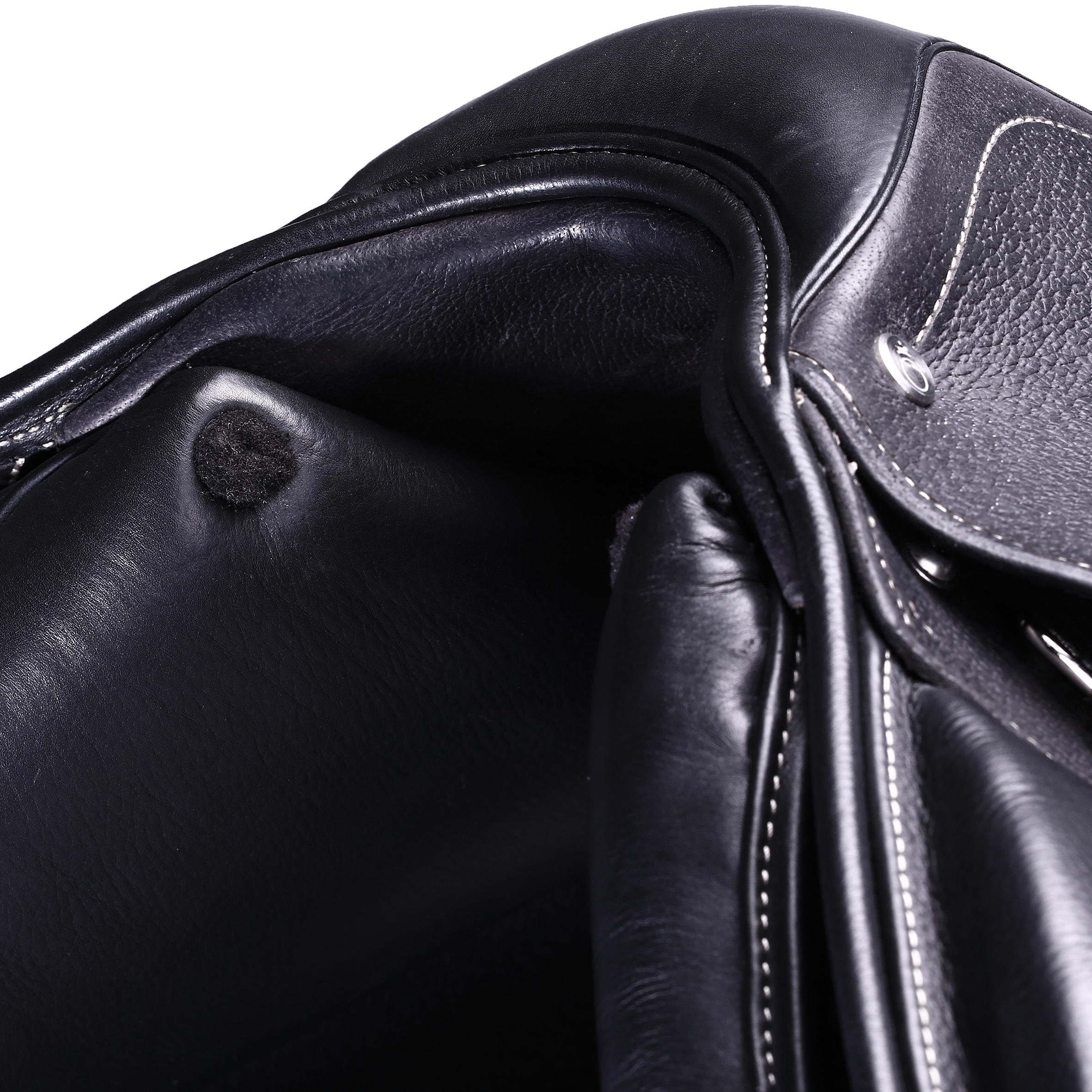 17.5" Versatile Leather Horse Riding Saddle for Horse Paddock - Black 8/16