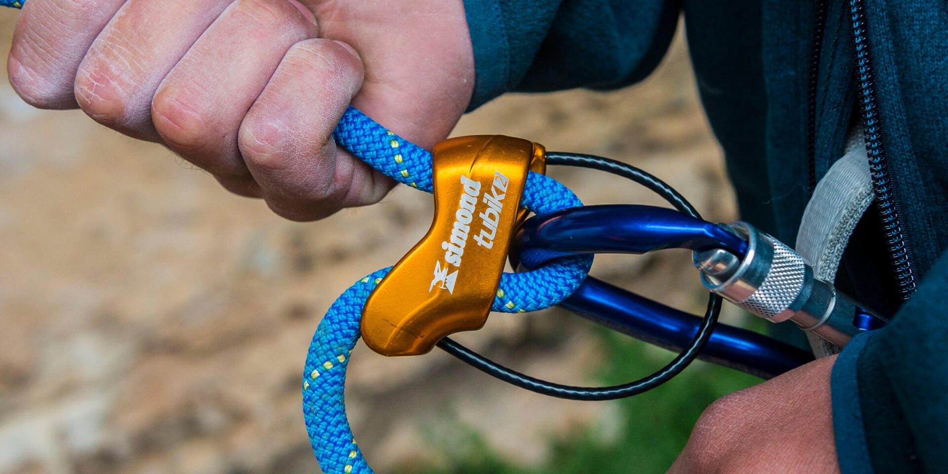 Single-pitch climbing using a single rope