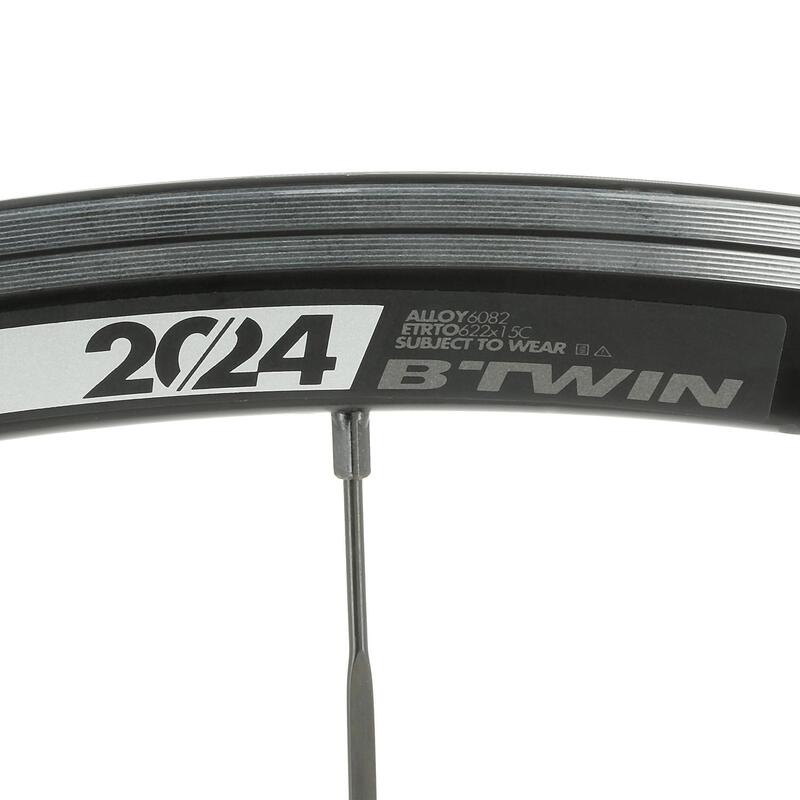 RACEWIEL 28'' AERO ZWART VOORAAN