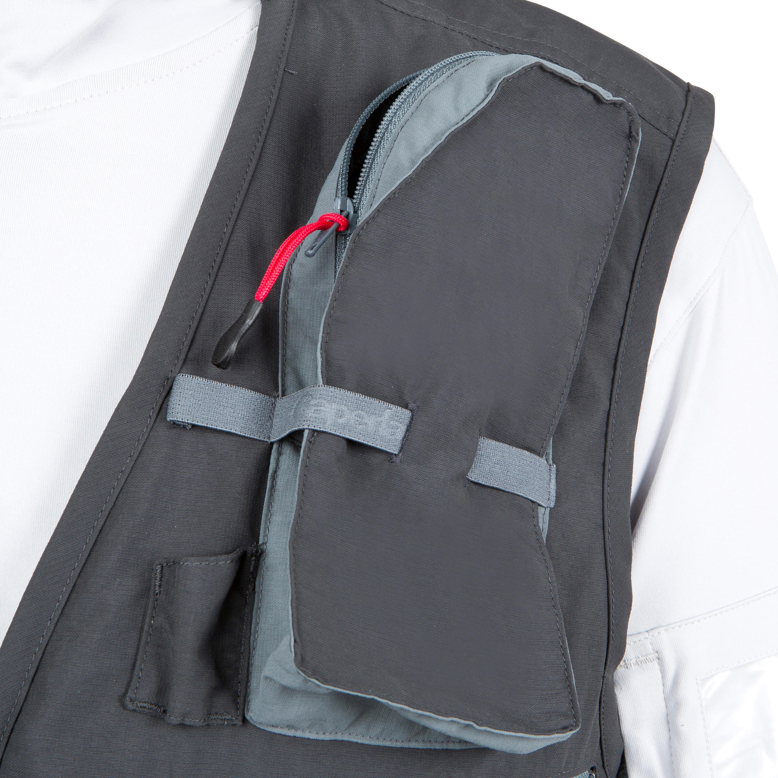 abbigliamento pesca decathlon