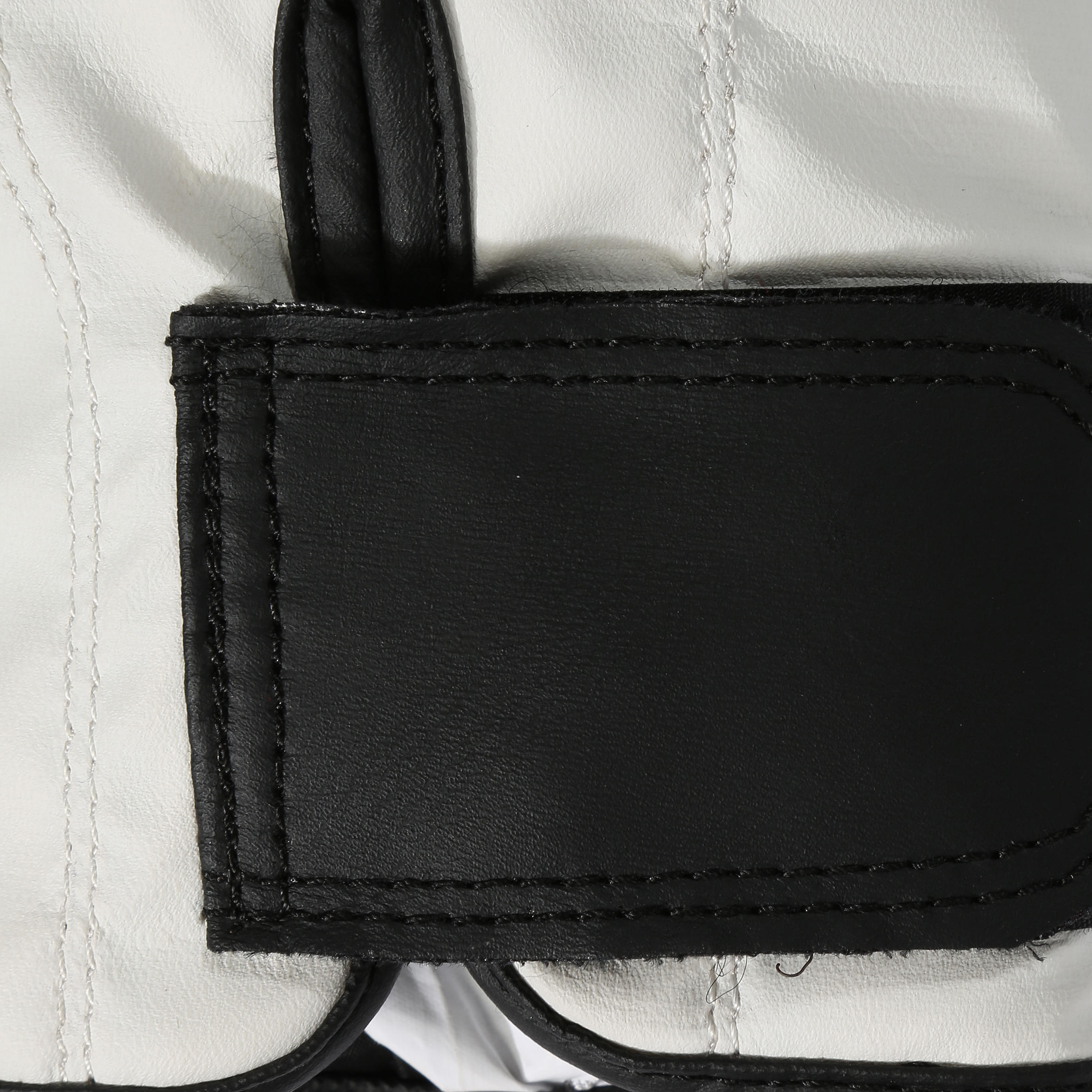 Kids' Beginner Boxing Bag Set: Red Bag + Black Gloves 9/16