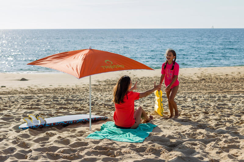 Wat betekenen de vlaggen op het strand?