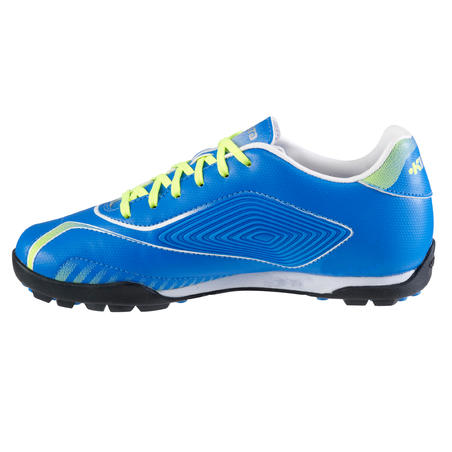 Agility 500 Kids Football Trainers Blue firm pitch