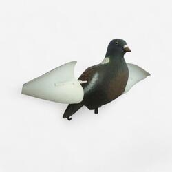 Forme pigeon ailes rotatives