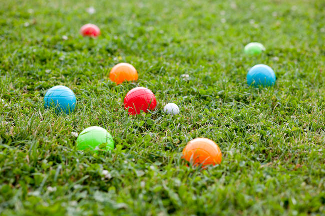 8 Plastic Petanque  Boules