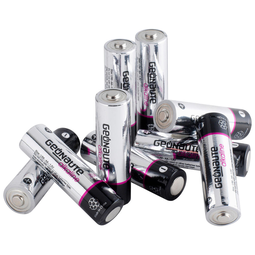 Set of 12 AA Alkaline Batteries