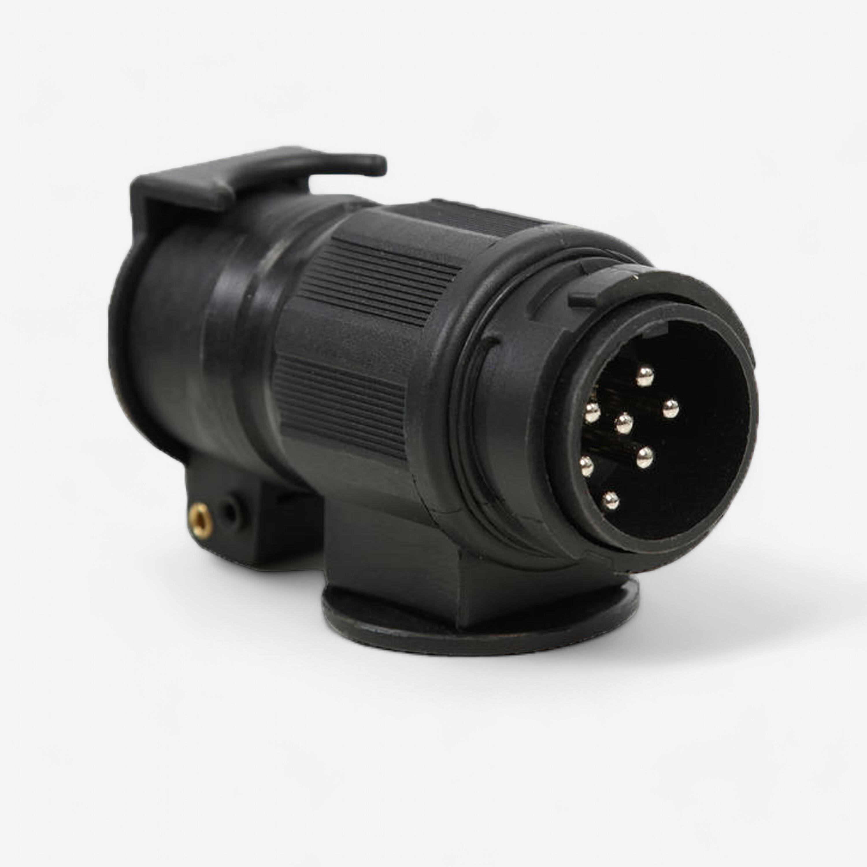 MONT BLANC Converts the 13-pin plug in a car to a 7-pin plug.