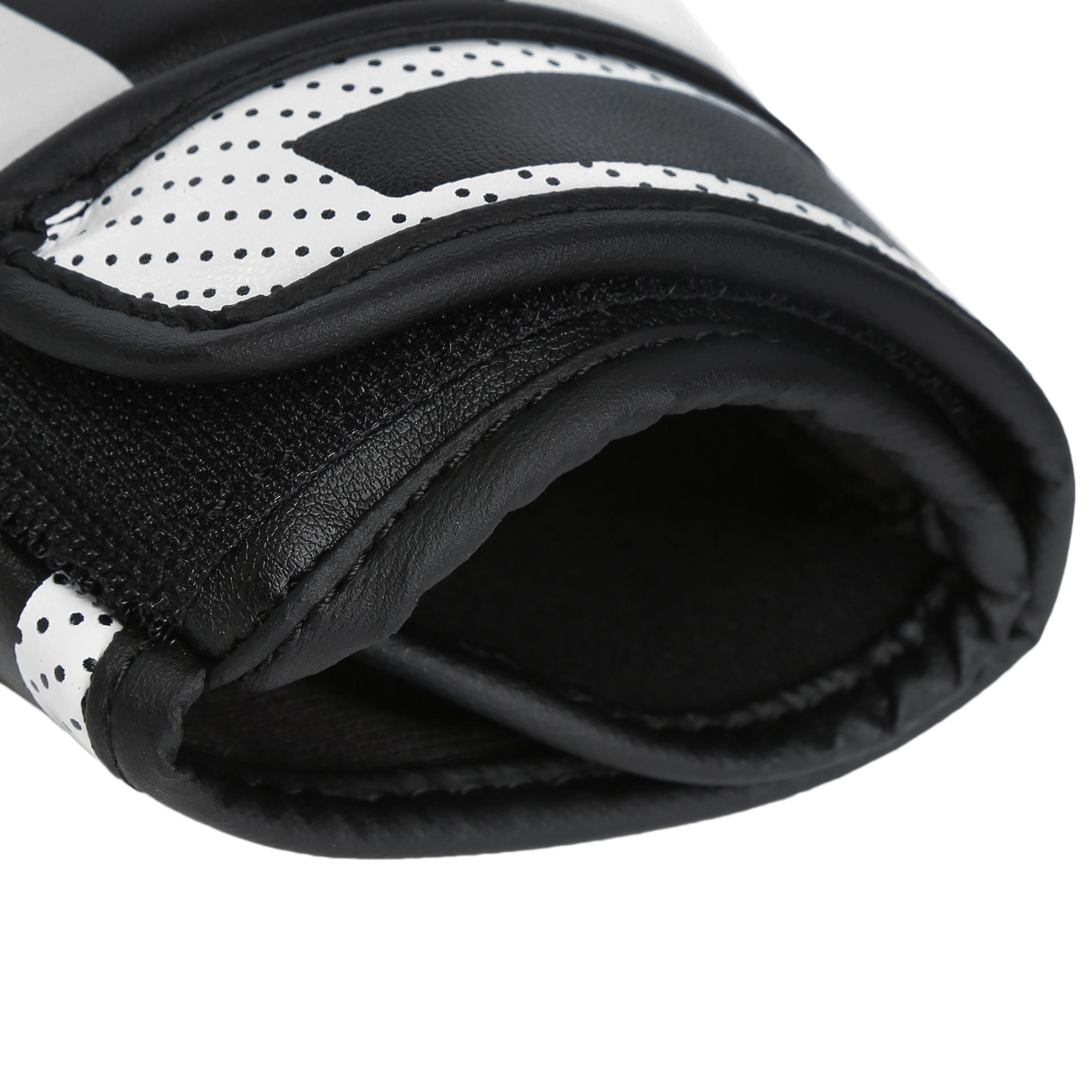 100 Boxing Gloves for Punch Bag Training 2/12