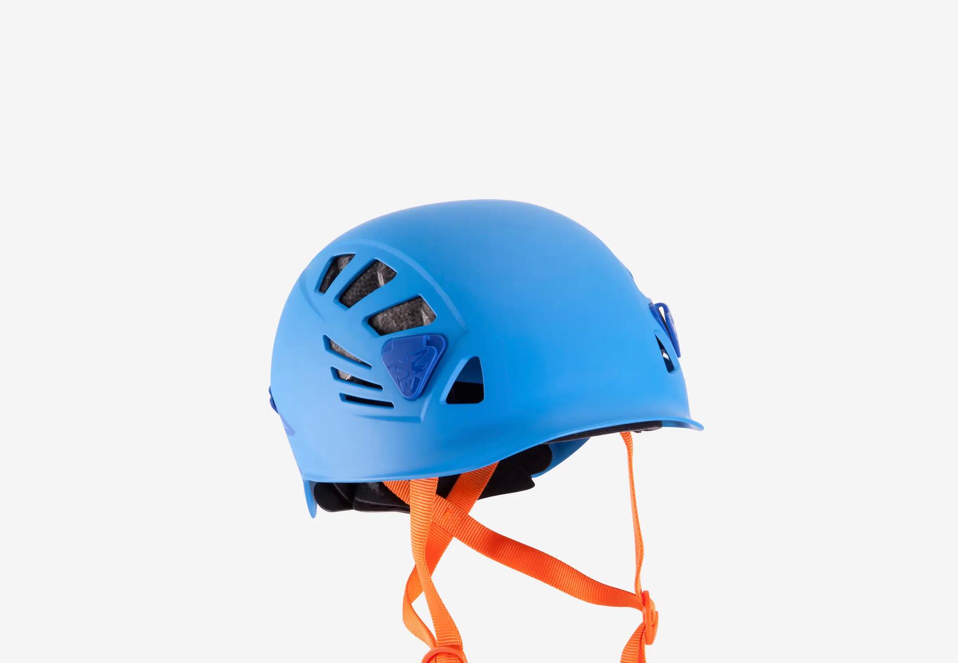 How to choose your climbing and mountaineering helmet 