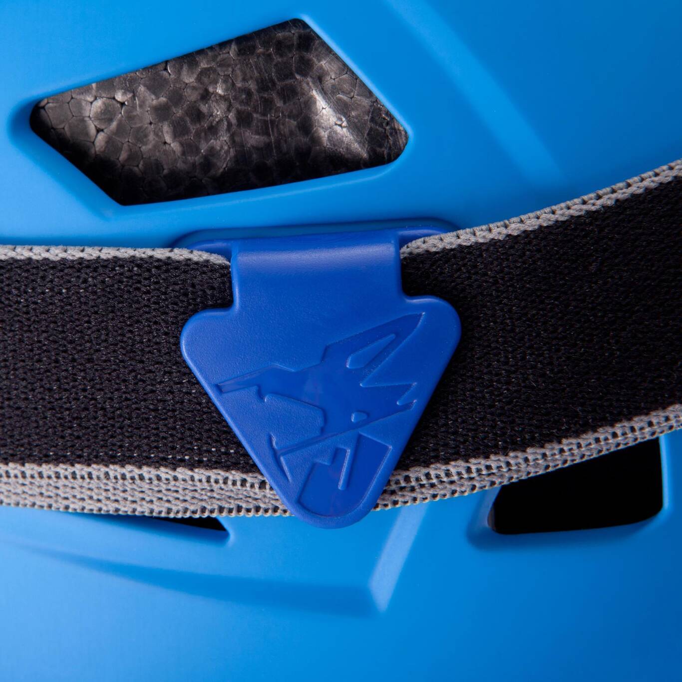 CLIMBING AND MOUNTAINEERING HELMET ROCK BLUE Decathlon