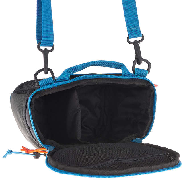 COMPACT BACKPACKS TRAVEL ACC TRAVEL TREK Trekking - Camera Bag for Hiking - Black FORCLAZ - Trekking