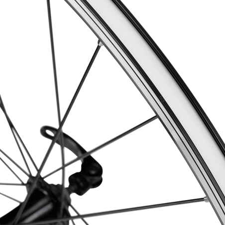650 Road Bike Front Wheel - Black