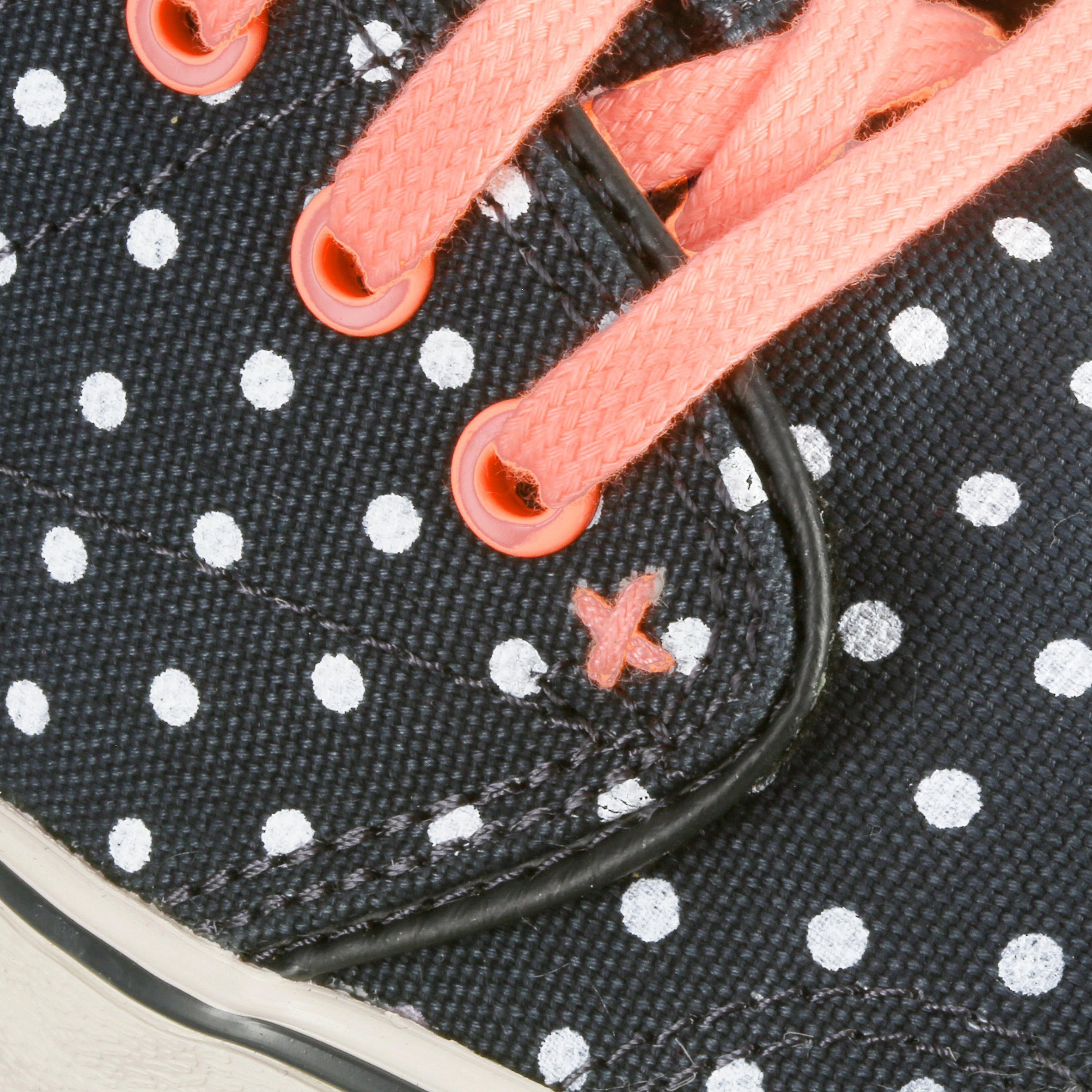 Vulca 100 Canvas Adult Skateboarding Longboarding Low-Top Shoes - Polka Dot 12/16