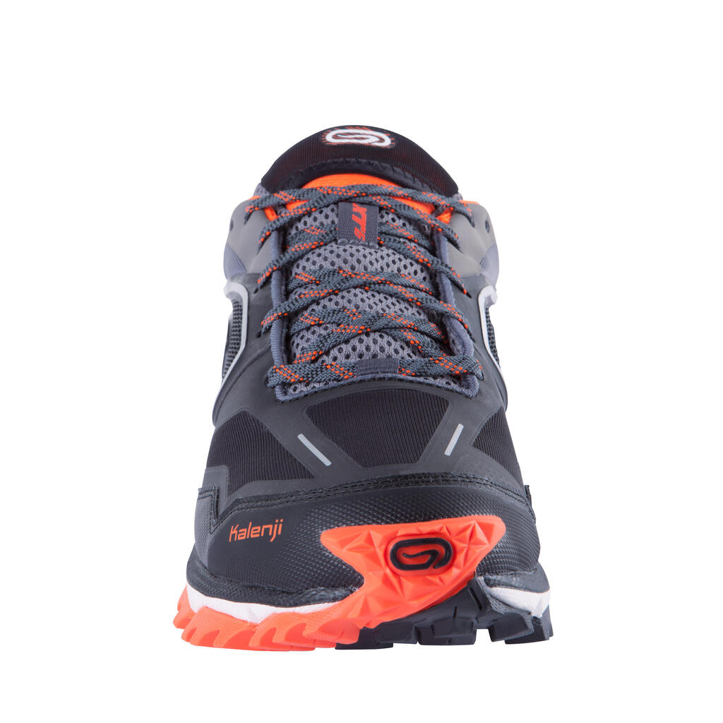 Laufschuhe Trail Kiprun XT 6 wasserdicht Herren schwarz/orange