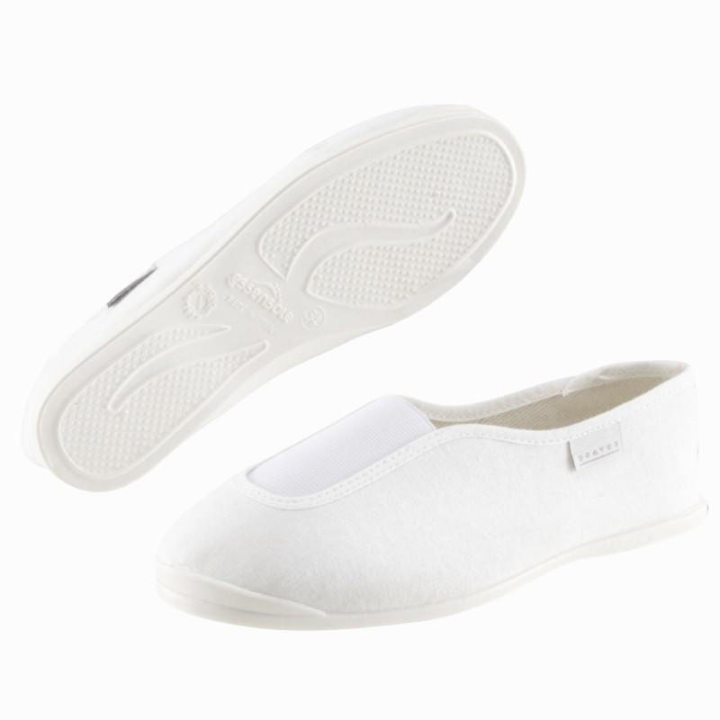 decathlon pumps plimsolls