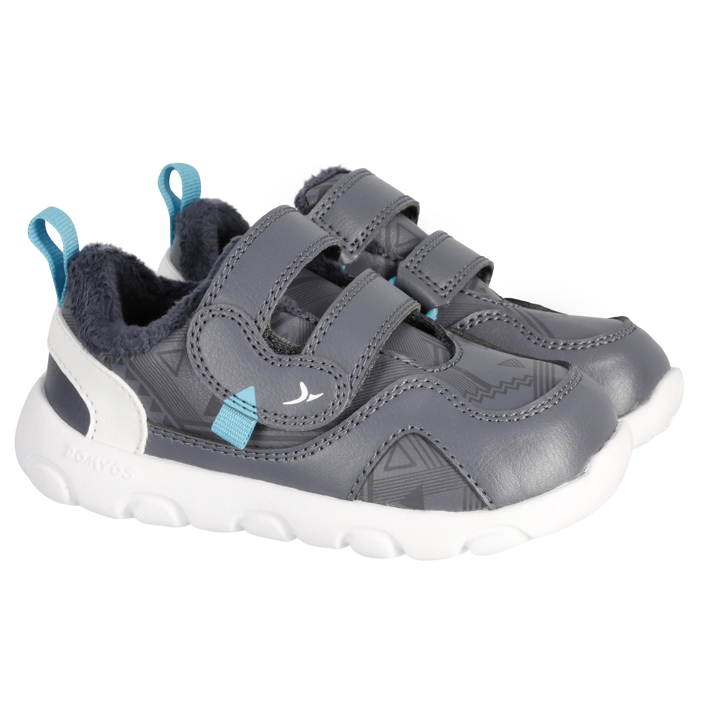 Childrens store gym shoes