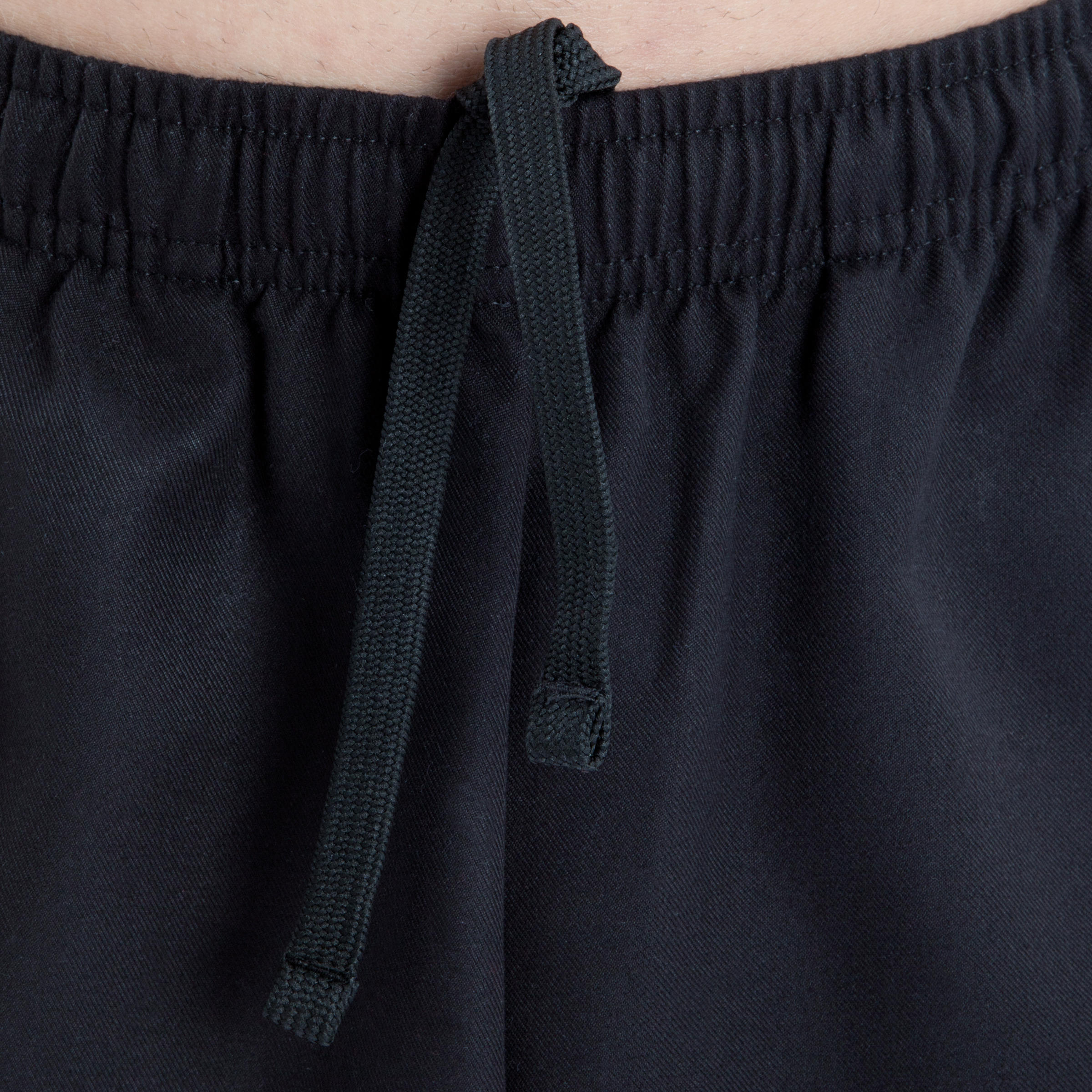 Short rugby adulto con bolsillos R100 negro  27/31