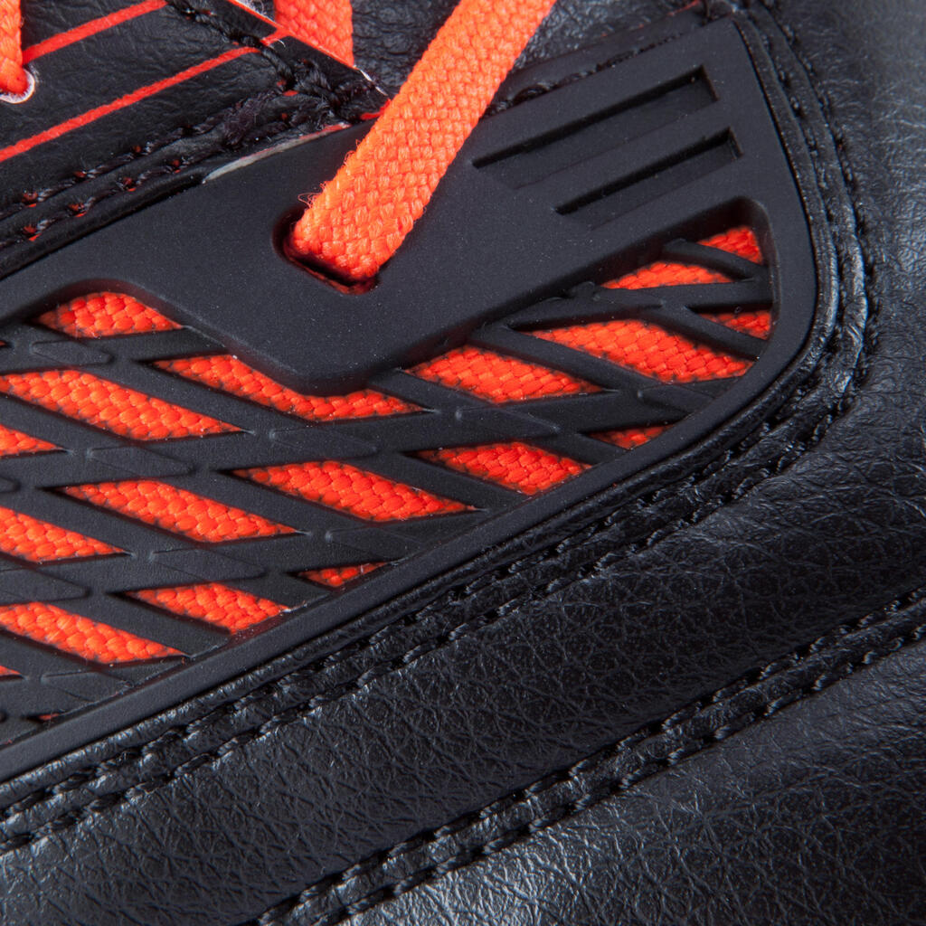 chaussures de rugby terrains gras 8 crampons Density R700 SG noir rouge