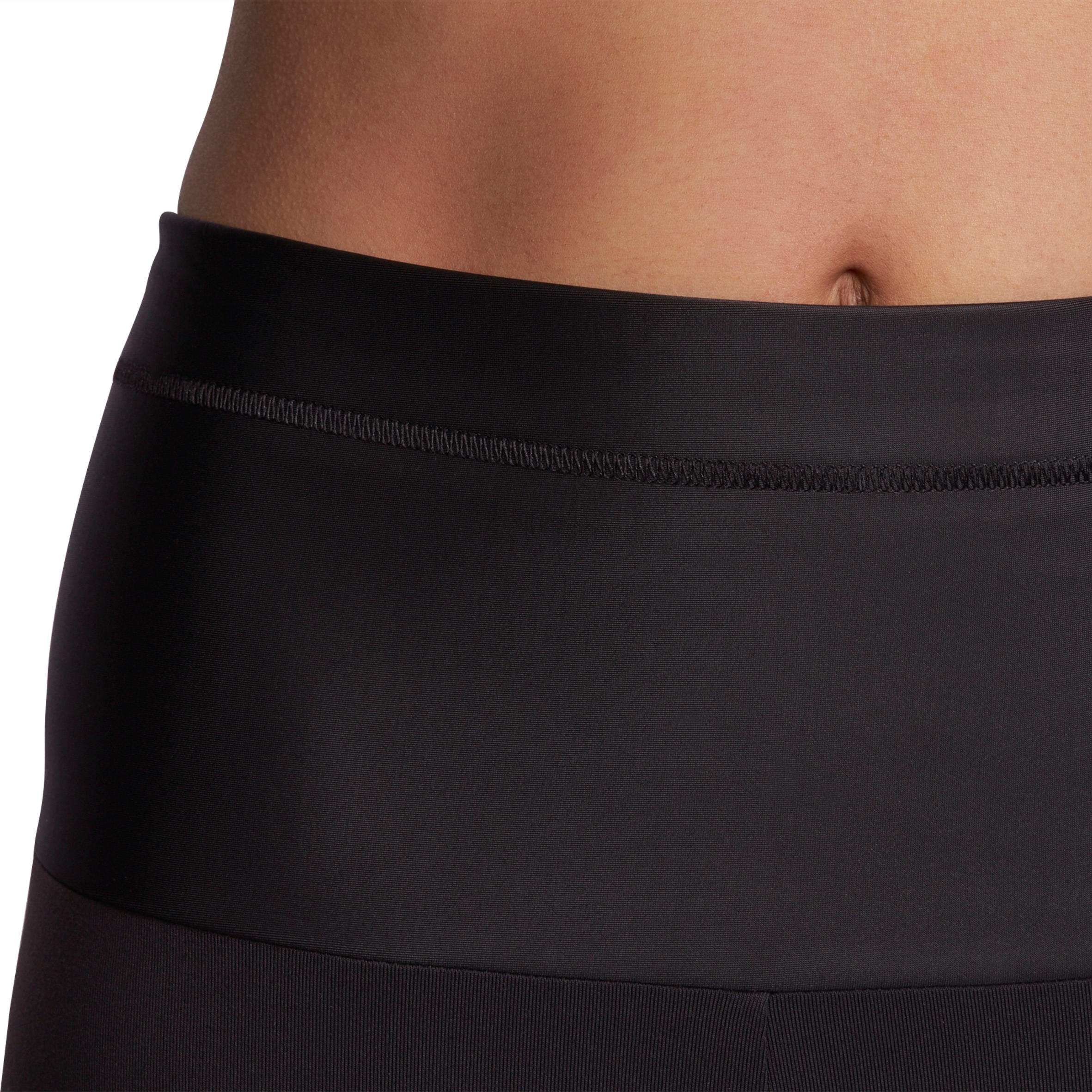Shape Women's Fitness Flat-Stomach Cropped Bottoms - Black 6/12