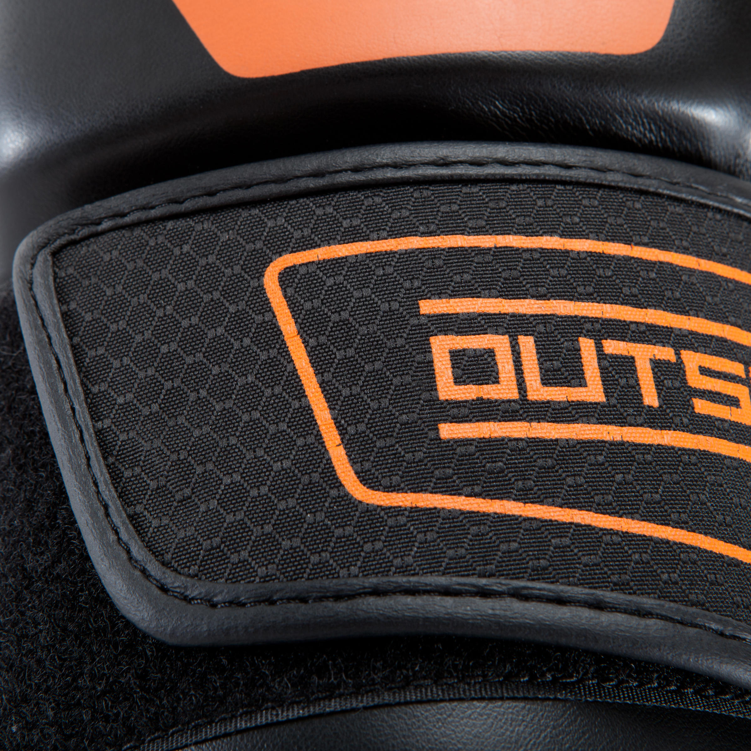 500 Intermediate Boxing Gloves - Black/Orange 13/22