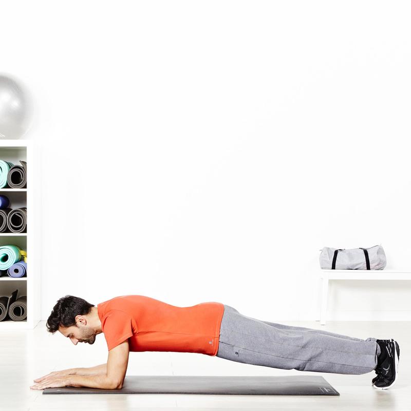 500 Kisa Kollu Gym Pilates Tisortu Erkek Gri Domyos By Decathlon
