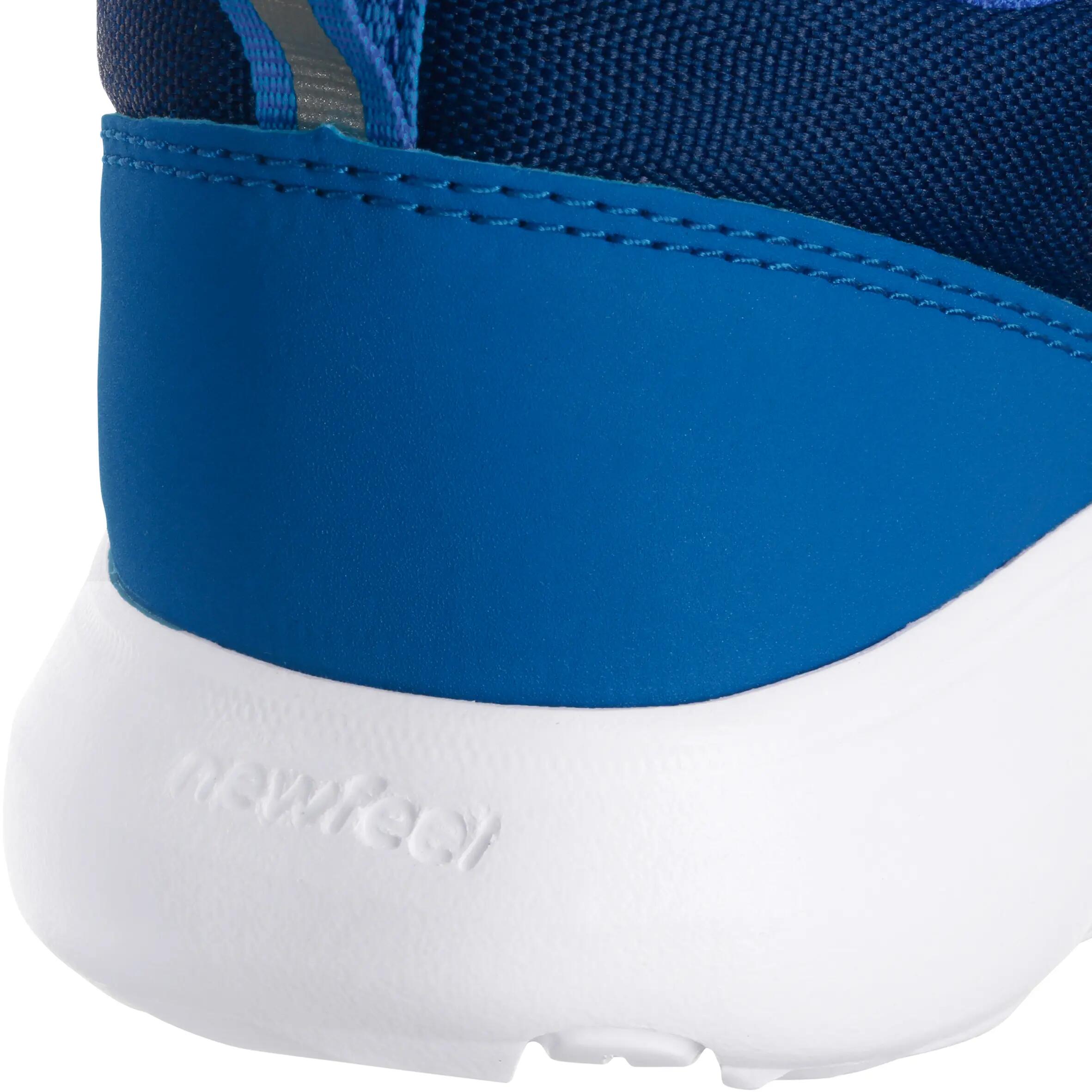Kids’ lightweight rip-tab shoes, blue and white 2/6