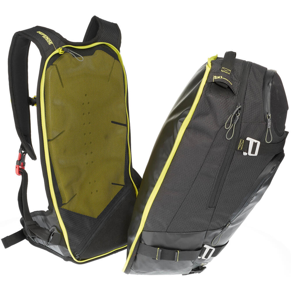 Rucksack mit abnehmbarem Rückenprotektor 