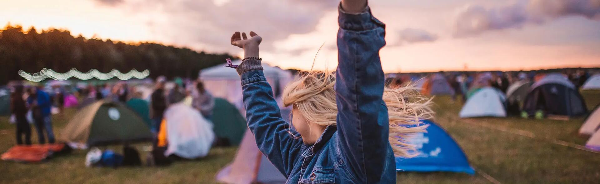 Astuces sportives : ces objets à emporter pour un festival réussi !