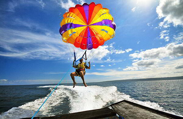 parasailing bali