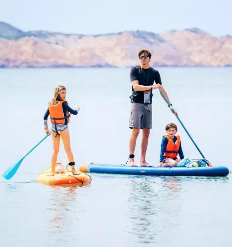 Stand Up Paddling ist eine gute Gleichgewichtsübung für Kinder
