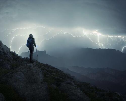 Orage en montagne, que faire - titre