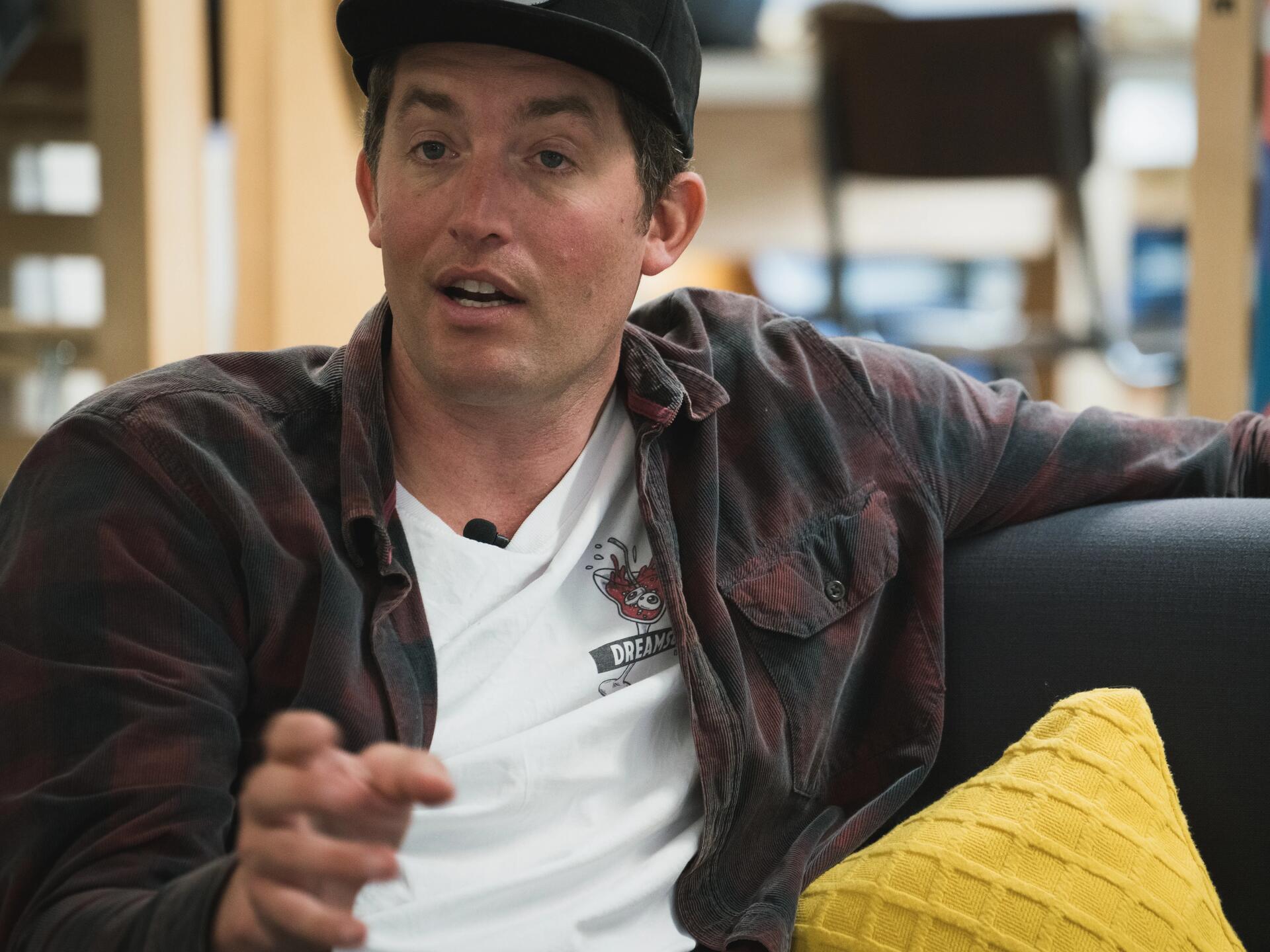 Co-créer un snowboard avec un rider de haut niveau