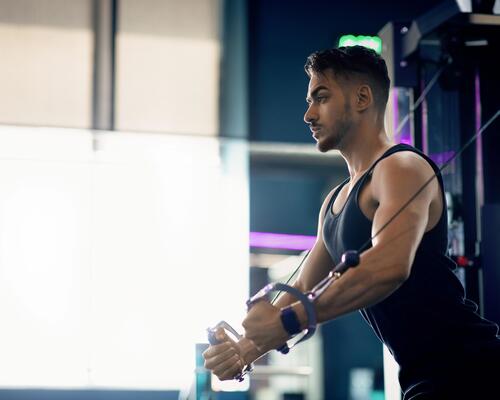 muscler ses pectoraux