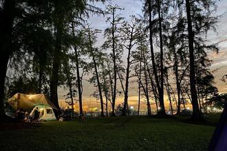 6 Places to Go Camping in Singapore