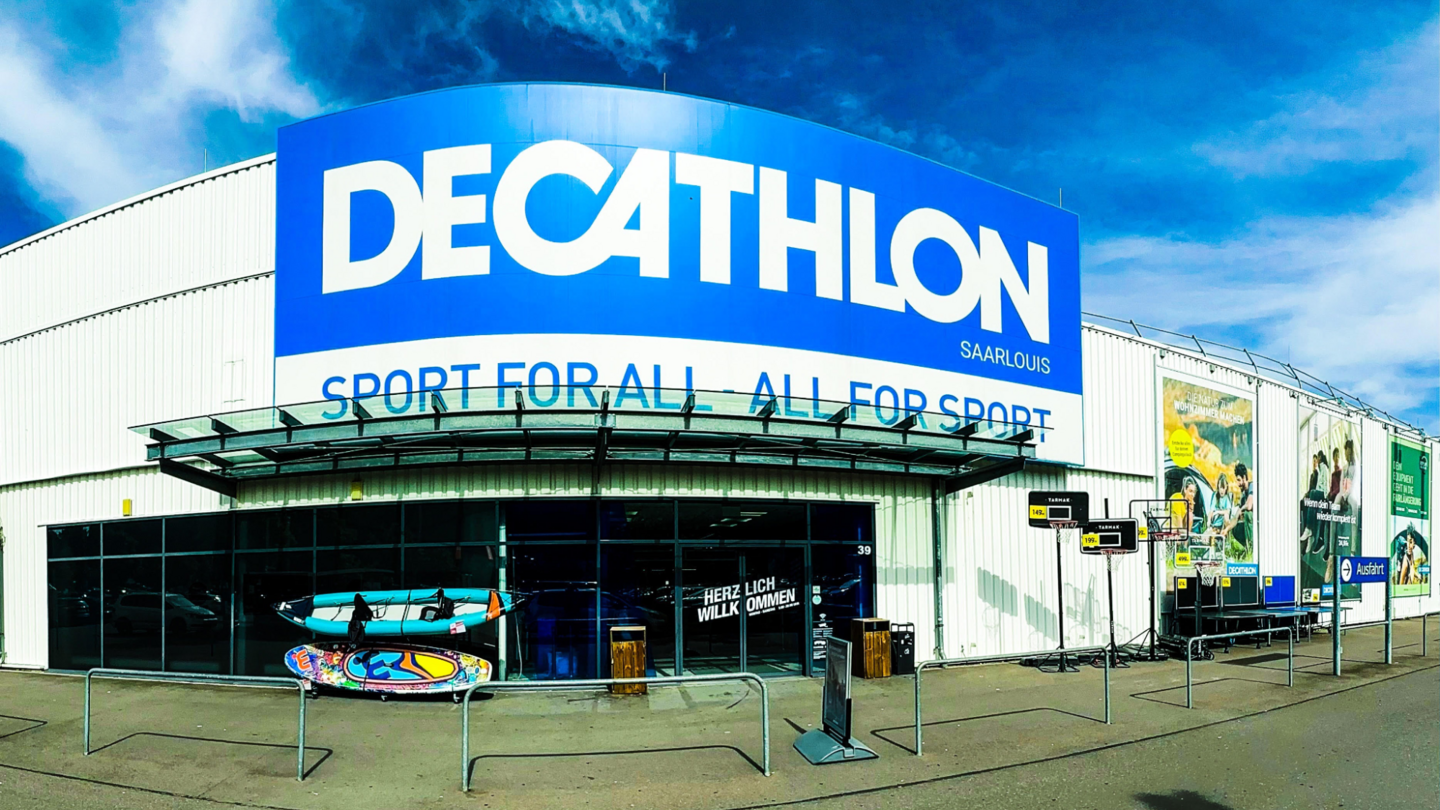 Außenansicht DECATHLON Filiale Saarlouis