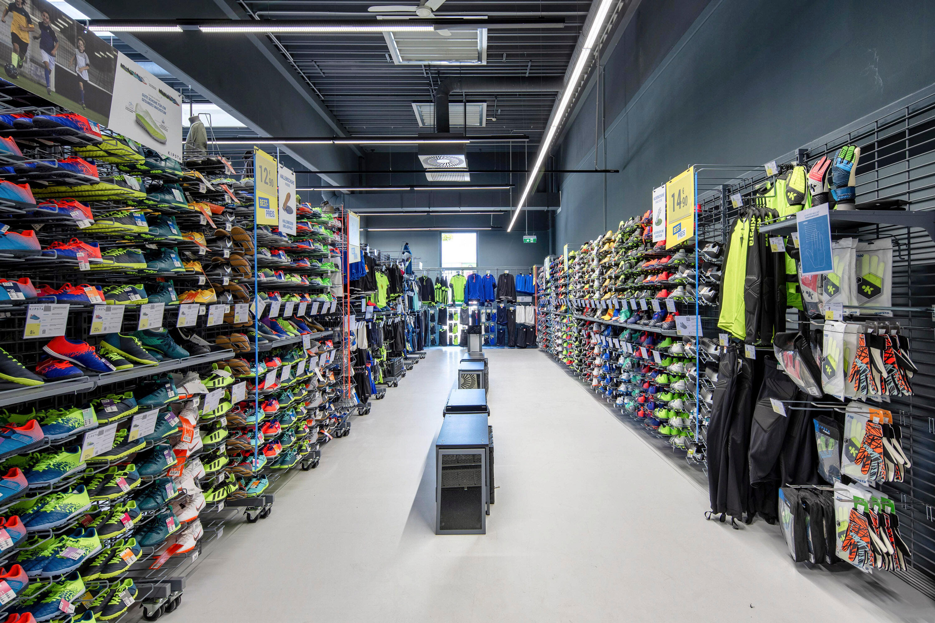 Decathlon Scales Digital Shelf Technology to 700 Locations