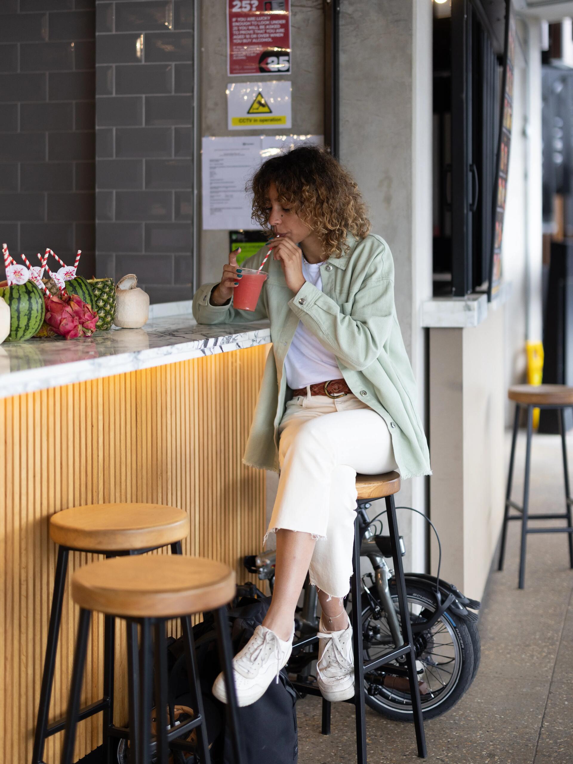 Inventer un vélo compact au dépliage instantané