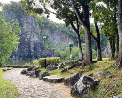 Little Guilin: Getting There and Things to Do