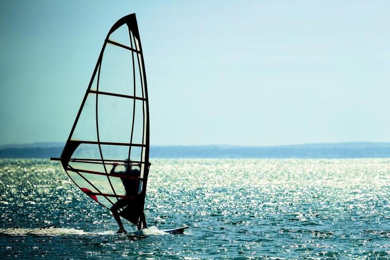 Windsurfing na Mazurach – jakie miejsca wybrać?