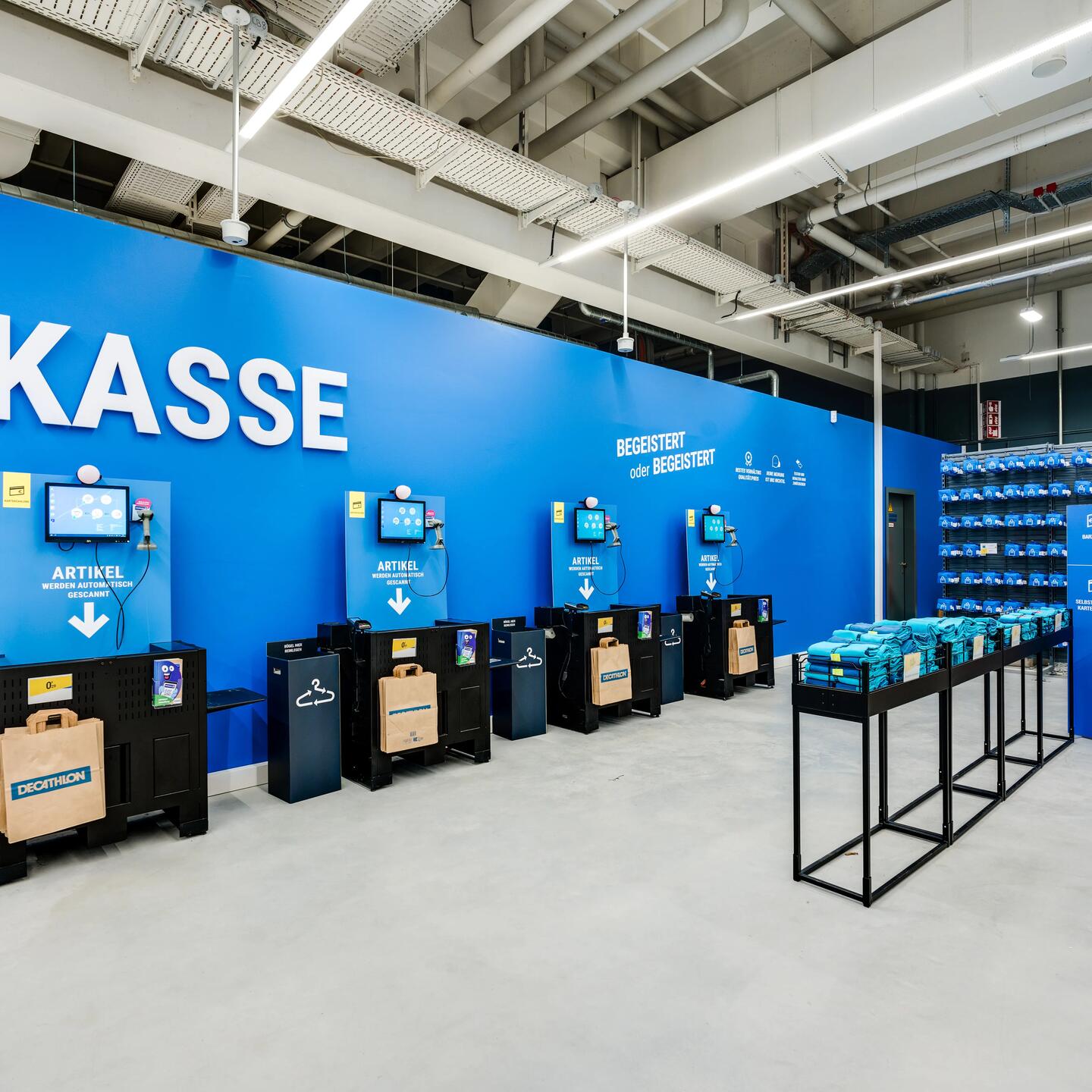 DECATHLON Eröffnung Waiblingen Kassenzone