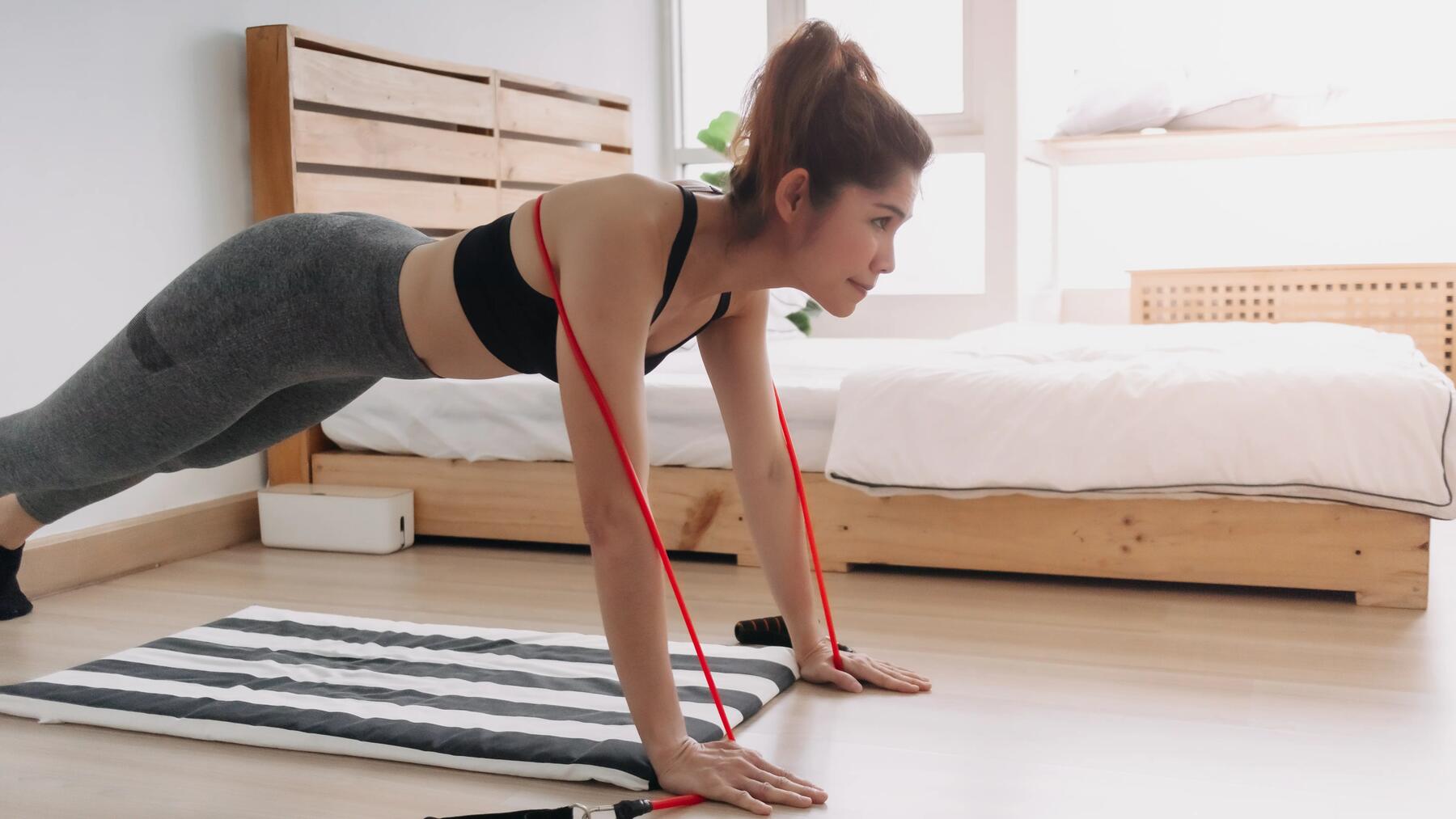 Unterarmstütz ist der Klassike im HIIT