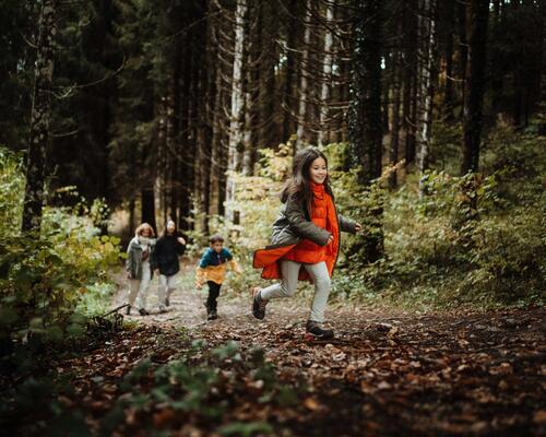 7 Herbstaktivitäten mit deinen Kindern