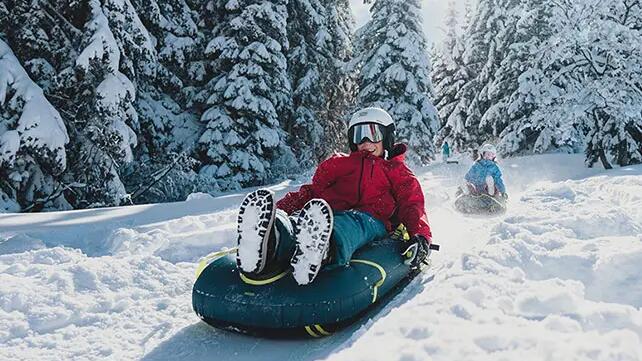 5 étapes pour bien préparer la valise de votre enfant pour des vacances au ski !