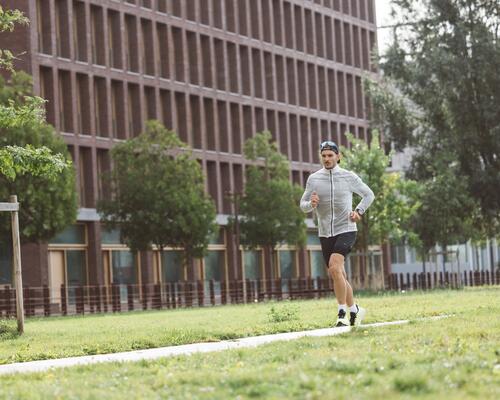 Sport et rhume : faut-il éviter de s'entraîner ?