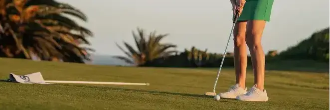 header-stocker-matériel-golf